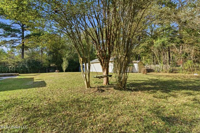 18 Woodchuck Drive, Hattiesburg, MS 39402