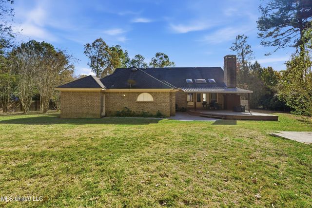 18 Woodchuck Drive, Hattiesburg, MS 39402