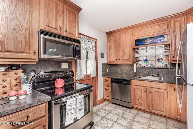4549 Southern Pkwy, Louisville, KY 40214