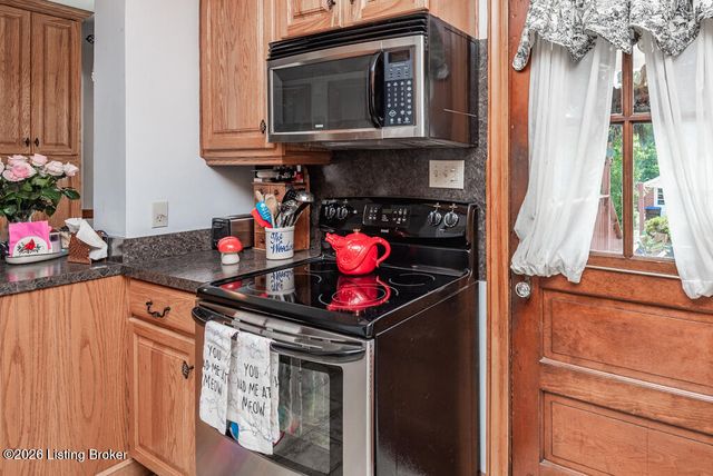 4549 Southern Pkwy, Louisville, KY 40214