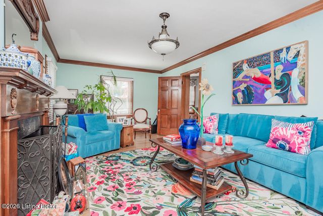 4549 Southern Pkwy, Louisville, KY 40214
