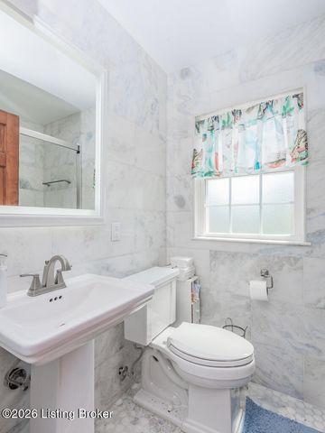 4549 Southern Pkwy, Louisville, KY 40214