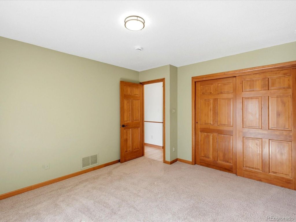 Image 26 of property listing at 11743 Braun Way, Conifer, CO 80433