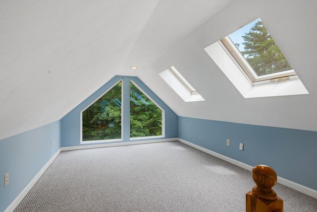 8 Brookhaven Road, Kingston, NH 03848