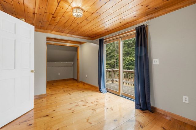 8 Brookhaven Road, Kingston, NH 03848