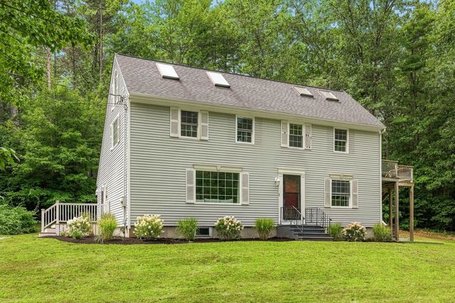 8 Brookhaven Road, Kingston, NH 03848