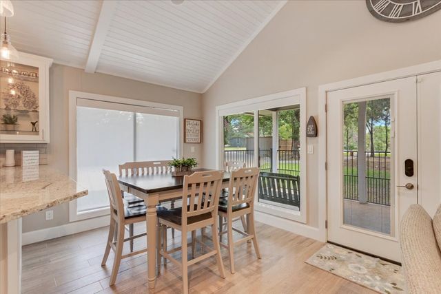 10 Holland Street, Pottsboro, TX 75076