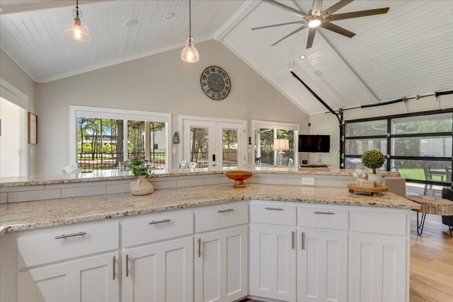 10 Holland Street, Pottsboro, TX 75076