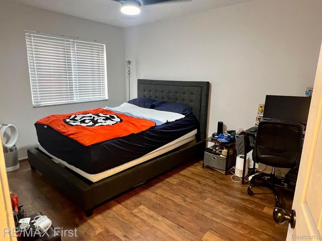 4859 MANSFIELD Avenue H-06, Royal Oak, MI 48073