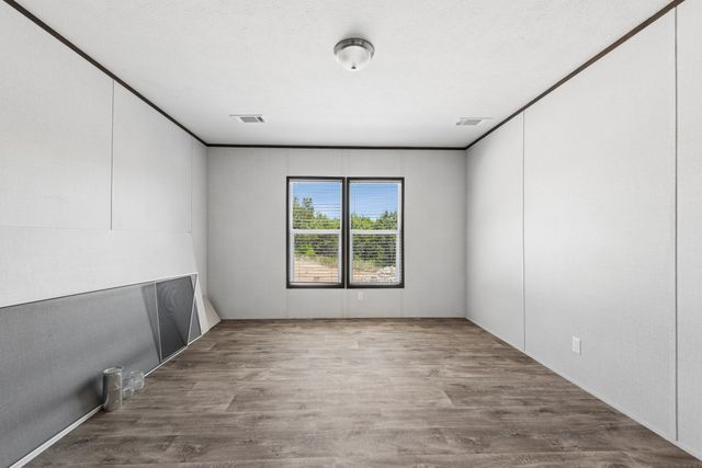 815 Thicket Trail, Granbury, TX 76048