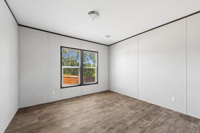 815 Thicket Trail, Granbury, TX 76048