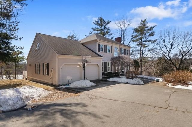 7 Blacksmith Way, Saugus, MA 01906