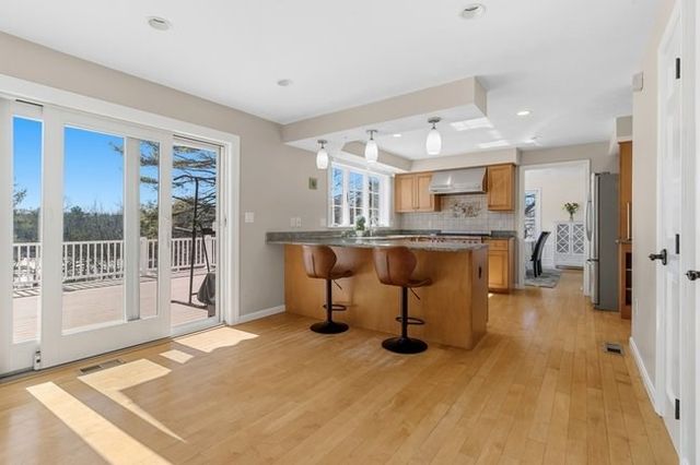 7 Blacksmith Way, Saugus, MA 01906