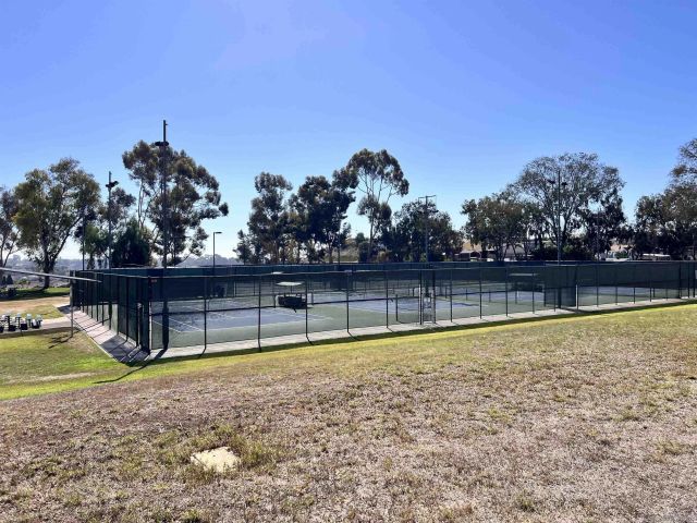 6296 Varney Dr, San Diego, CA 92114