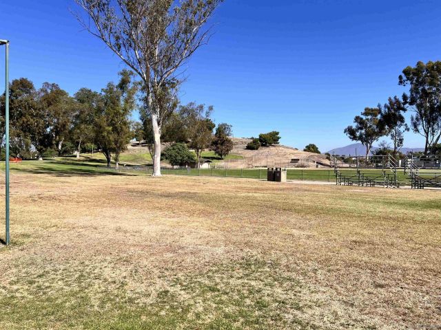 6296 Varney Dr, San Diego, CA 92114