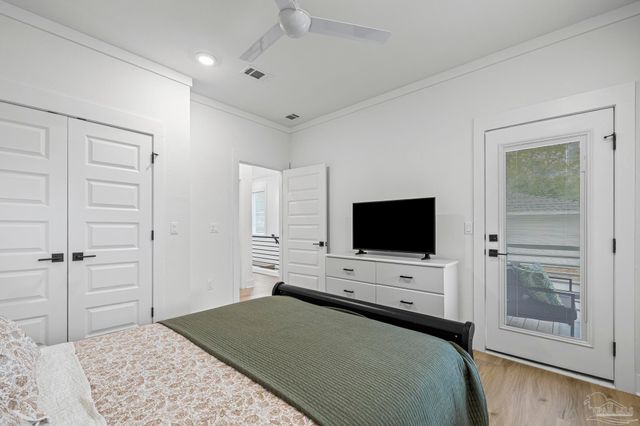 1421 E Texar Dr, Pensacola, FL 32503