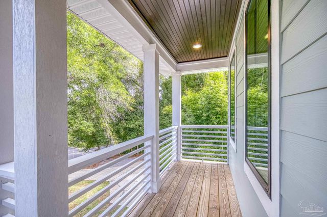 1421 E Texar Dr, Pensacola, FL 32503