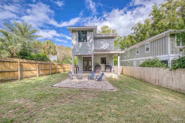 1421 E Texar Dr, Pensacola, FL 32503