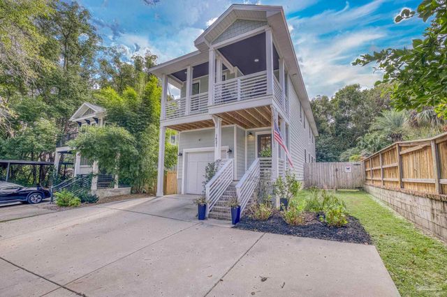 1421 E Texar Dr, Pensacola, FL 32503