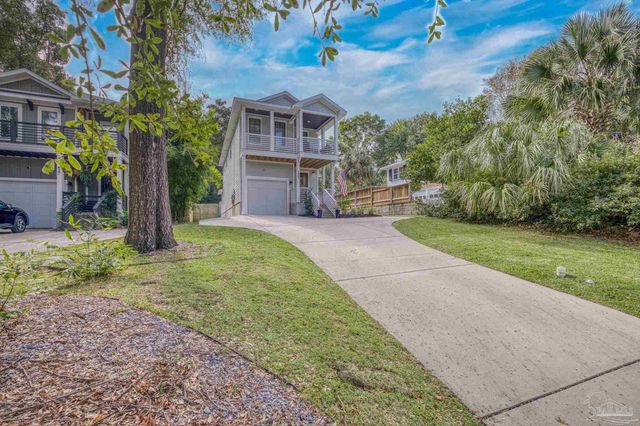 1421 E Texar Dr, Pensacola, FL 32503