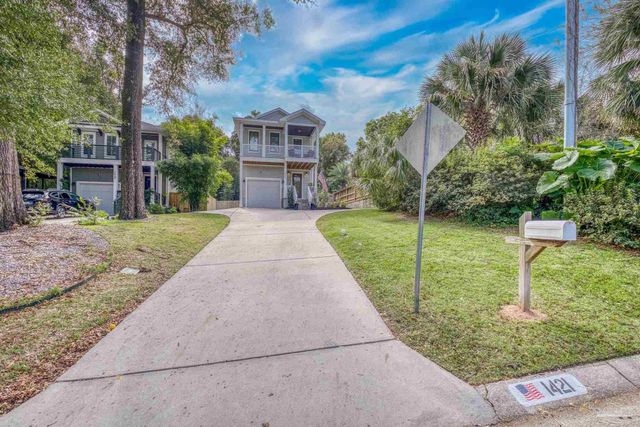1421 E Texar Dr, Pensacola, FL 32503