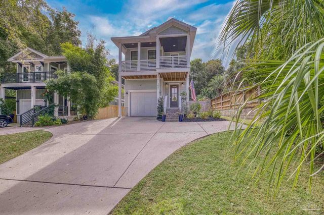 1421 E Texar Dr, Pensacola, FL 32503