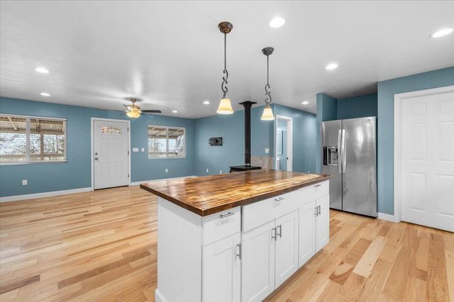 2526 Upper River Road, Grants Pass, OR 97526