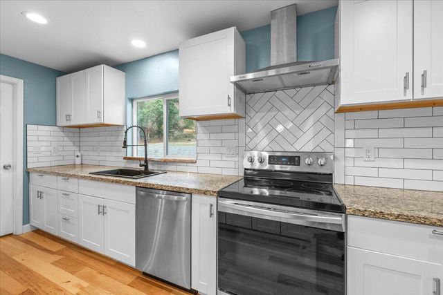 2526 Upper River Road, Grants Pass, OR 97526