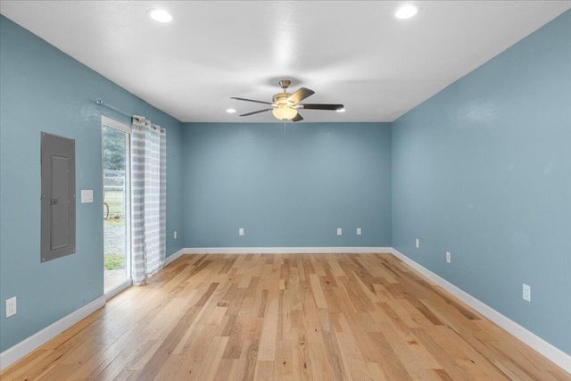 2526 Upper River Road, Grants Pass, OR 97526