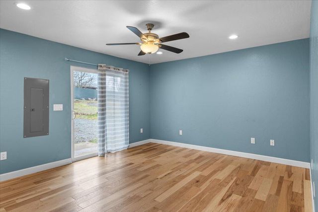 2526 Upper River Road, Grants Pass, OR 97526