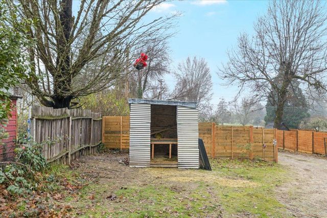 2526 Upper River Road, Grants Pass, OR 97526