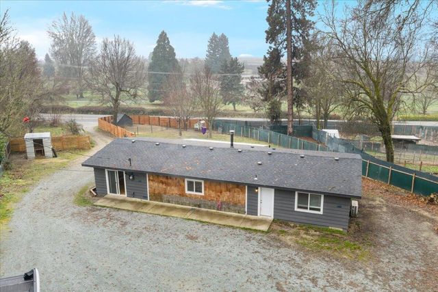 2526 Upper River Road, Grants Pass, OR 97526