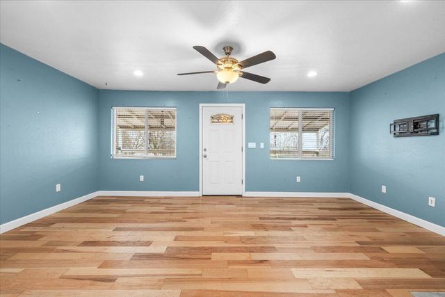 2526 Upper River Road, Grants Pass, OR 97526