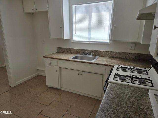 44226 2nd Street E, Lancaster, CA 93535