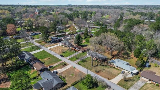 580 Lee Ann SW Drive, Smyrna, GA 30082