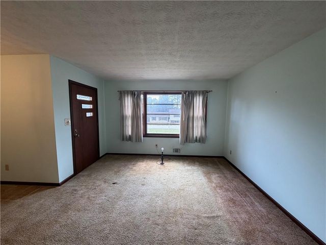 580 Lee Ann SW Drive, Smyrna, GA 30082