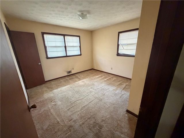 580 Lee Ann SW Drive, Smyrna, GA 30082