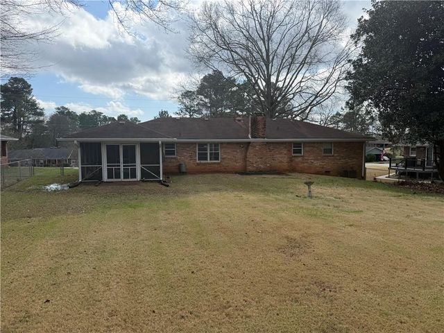 580 Lee Ann SW Drive, Smyrna, GA 30082