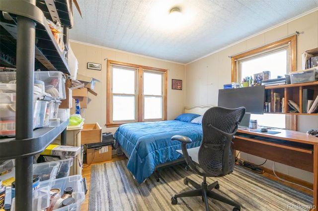 5985 Rowley Boulevard, Waterford Charter Township, MI 48329