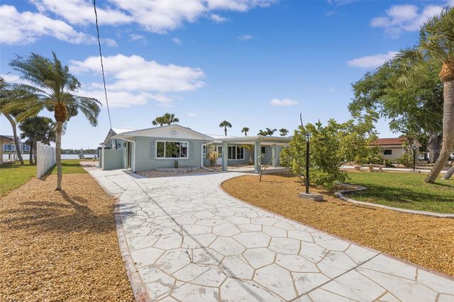 1424 LEMON BAY DRIVE, Englewood, FL 34223