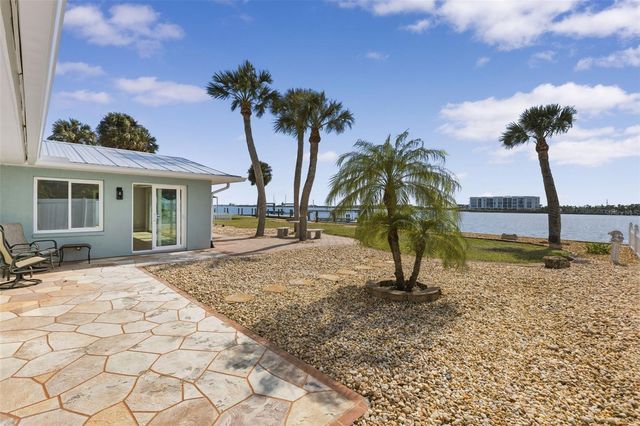 1424 LEMON BAY DRIVE, Englewood, FL 34223