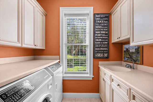 21 Highwood Circle, Murrells Inlet, SC 29576