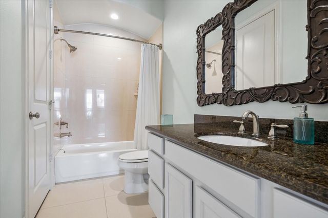 246 E 28th Street, Houston, TX 77008