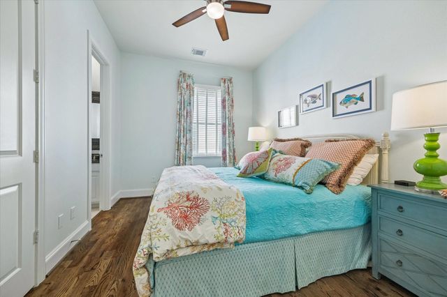 246 E 28th Street, Houston, TX 77008