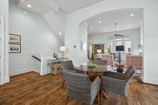 246 E 28th Street, Houston, TX 77008