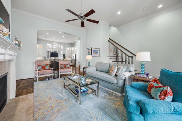 246 E 28th Street, Houston, TX 77008