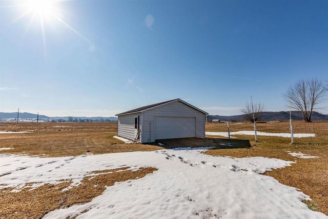 18553 Taylor Road, Muscoda, WI 53573