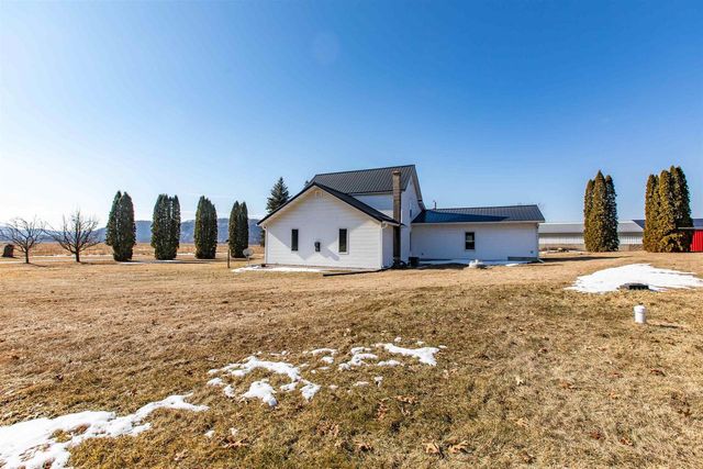 18553 Taylor Road, Muscoda, WI 53573