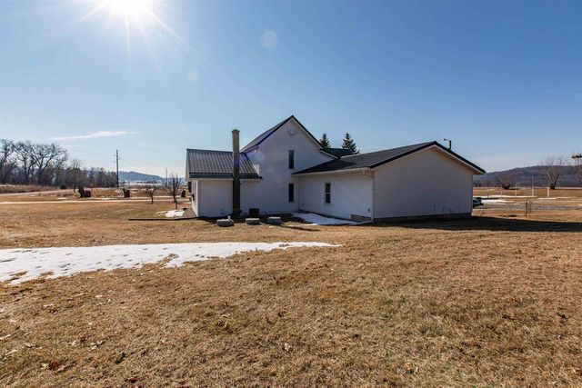 18553 Taylor Road, Muscoda, WI 53573