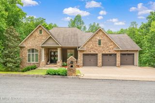 111 Winchester Circle, Oak Ridge, TN 37830